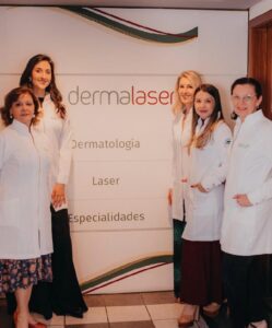 Médicas da clínica de dermatologia em Porto Alegre, Dermalaser, posando para foto